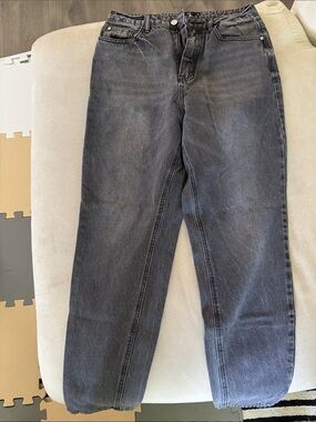 Relaxed High-Rise riot Mom Jeans in Washed Black